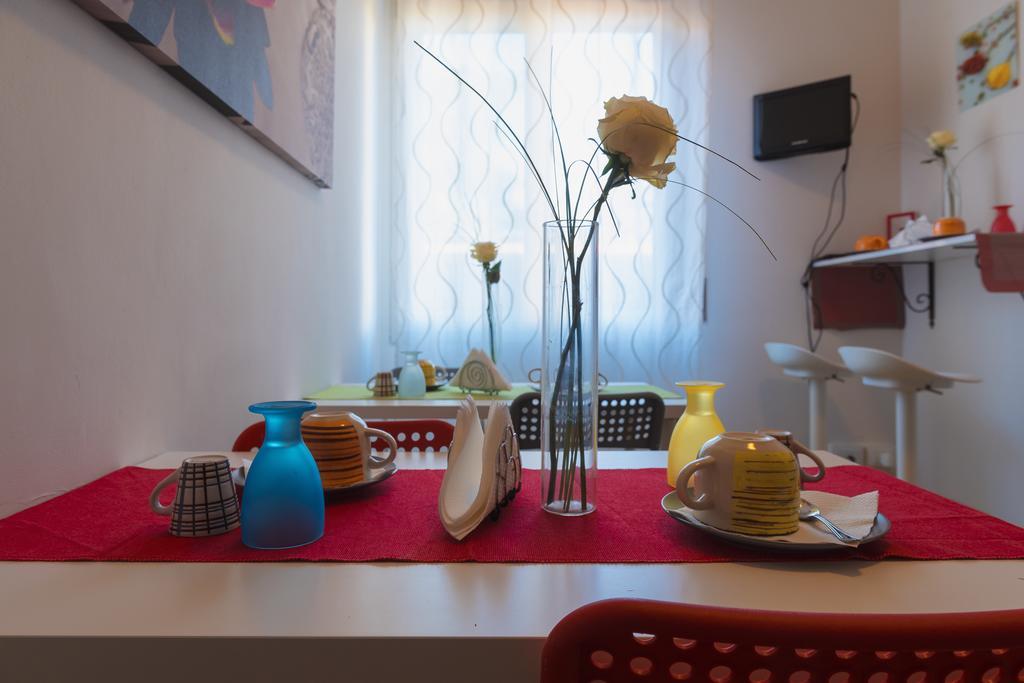 Central Avenue B&B Bologna Eksteriør billede