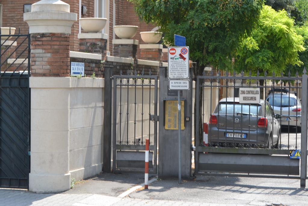 Central Avenue B&B Bologna Eksteriør billede