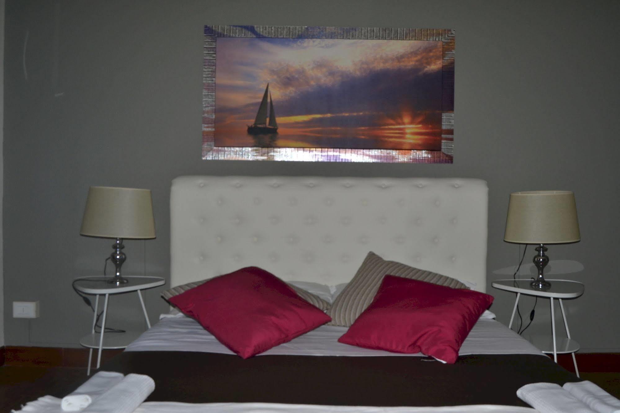 Central Avenue B&B Bologna Eksteriør billede
