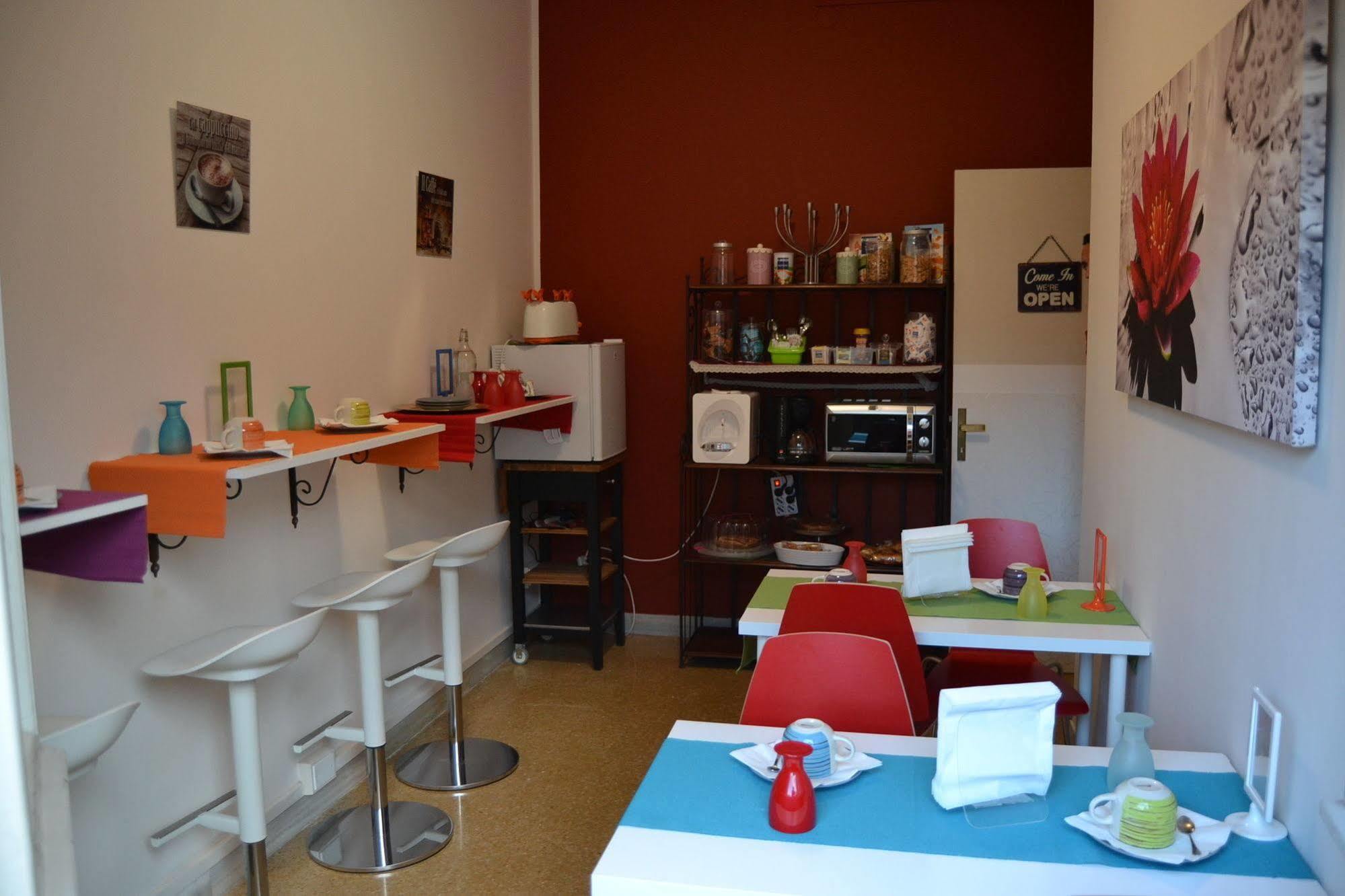 Central Avenue B&B Bologna Eksteriør billede